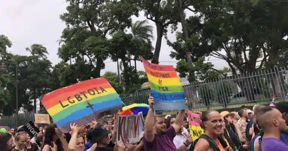 marche des visibilités et fiertés LGBTQIA+ à Saint-Denis