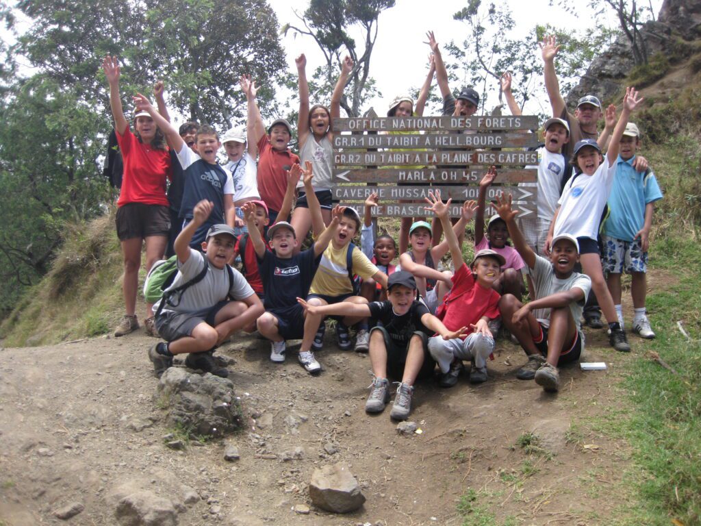 choristes au sommet du col du Taïbit en 2011