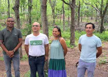 Les référents locaux de Génération Ecologie ((de gauche à droite : Frédéric AGATHE, Vincent DEFAUD, Ruth DIJOUX et Yanis FONTAINE) ;