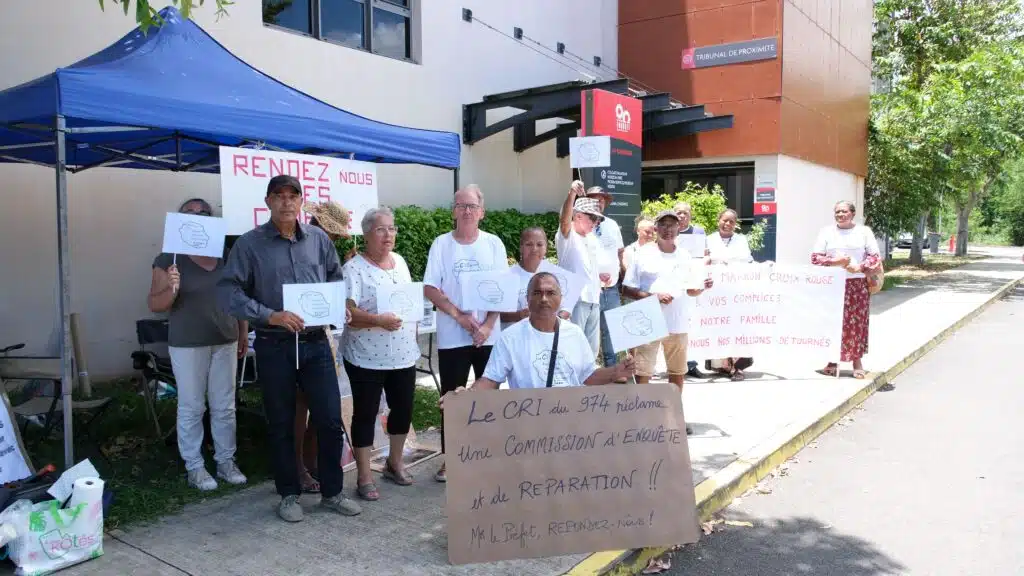 Julien et Léonne Ramsa gros lot loto le port manifestation enfants et Le Cri du 974