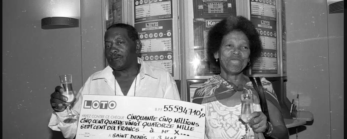 photo de la Une du Quotidien du 4 mai 1994 Julien et Léonne Ramsa gros lot loto le port