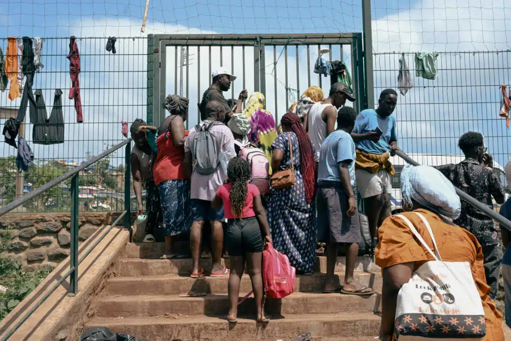 Mise à l'abri partielle de demandeurs d'asile organisée par la préfecture de Mayotte.