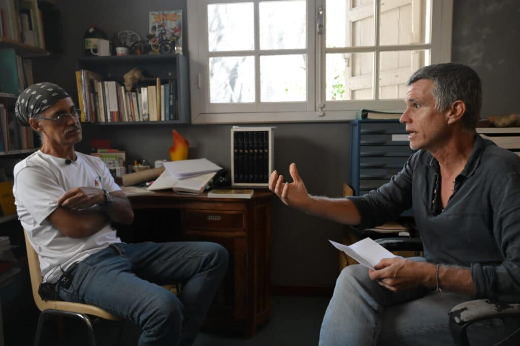 Rencontre avec l'historien Loran Hoarau. © Olivier Ceccaldi
