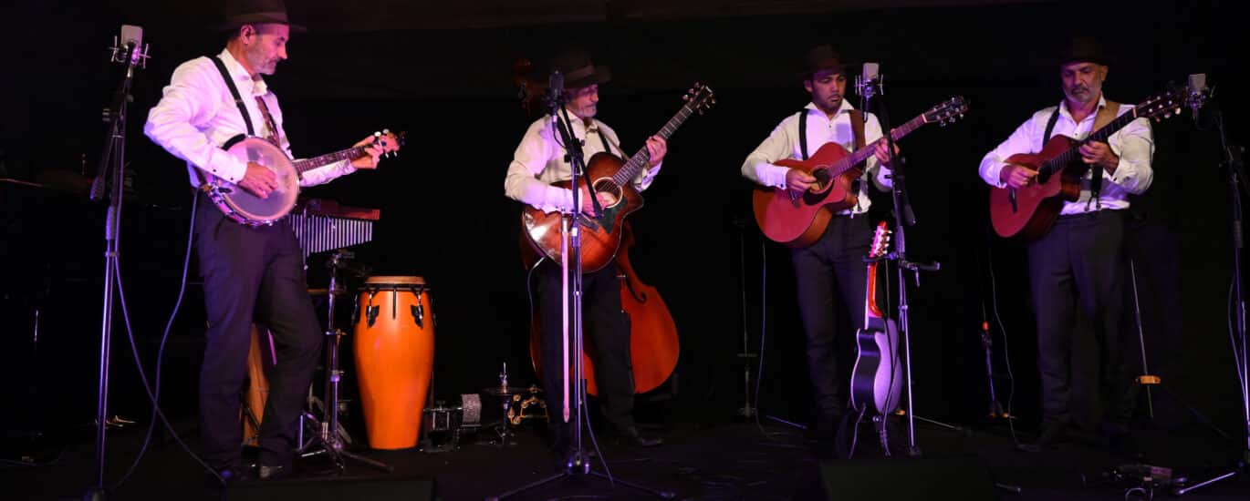 Répétition au cabaret des Pat'Jaune.