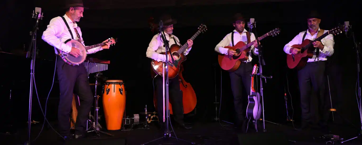 Répétition au cabaret des Pat'Jaune.