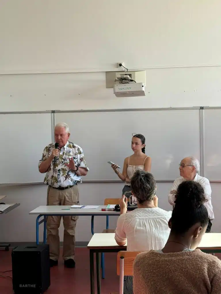 Conférence de l'historien Enis Rockel devant les élèves de seconde bac pro sécurité du lycée Pierre Lagourgue, en décembre 2024.