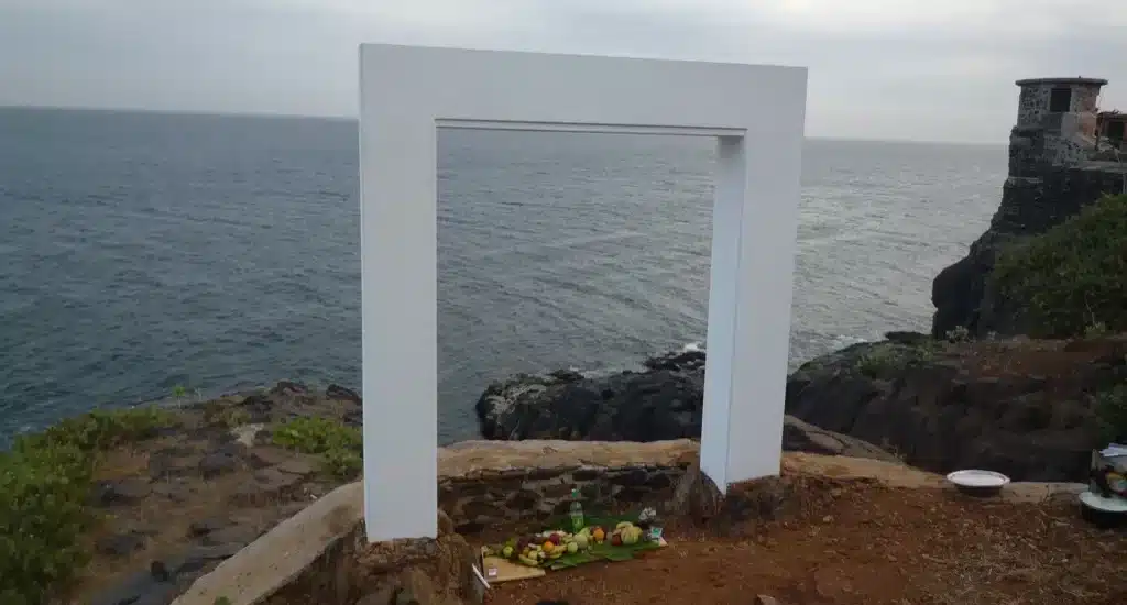 Reconstruire « La Porte du Retour » à Gorée