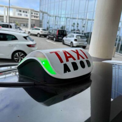 Logo taxi.