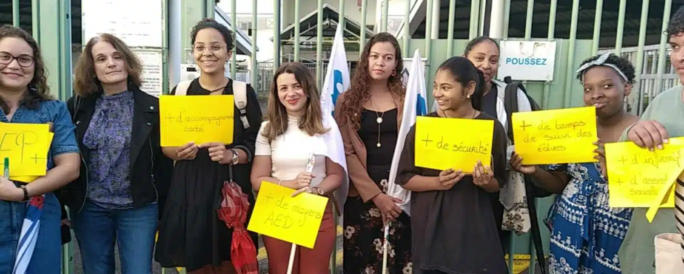 Les professeurs du collège Terrain Fayard à Saint-André suite à un incendie durant le week-end.