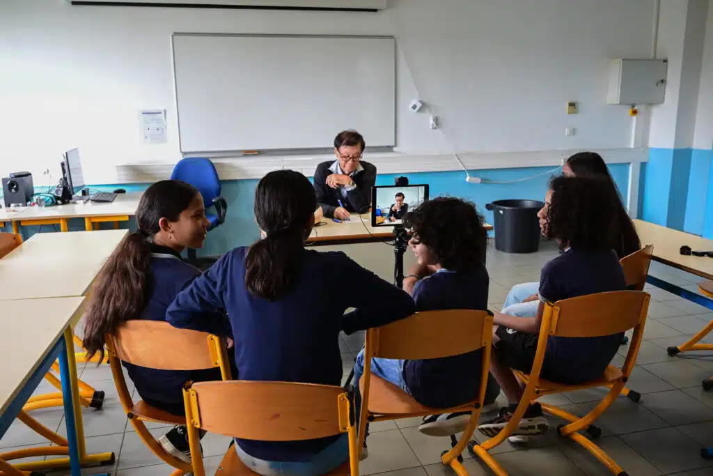 Rencontre d'André Thien Ah Koon avec les élèves du collège de la Chatoire © Olivier Ceccaldi