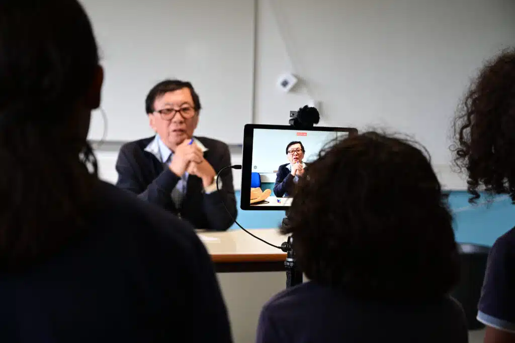 Rencontre d'André Thien Ah Koon avec les élèves du collège de la Chatoire © Olivier Ceccaldi