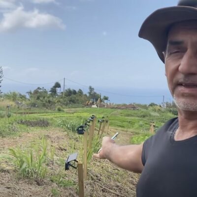 lampes solaires dans les champs d'agriculteurs Jean Pierrot Pausé
