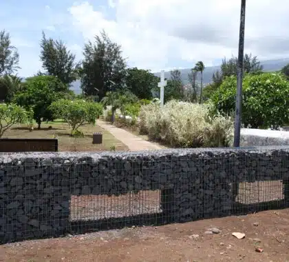 Cimetière marin de Saint-Paul, cimetière des esclaves et des oubliés, mur d'enceinte aménagements