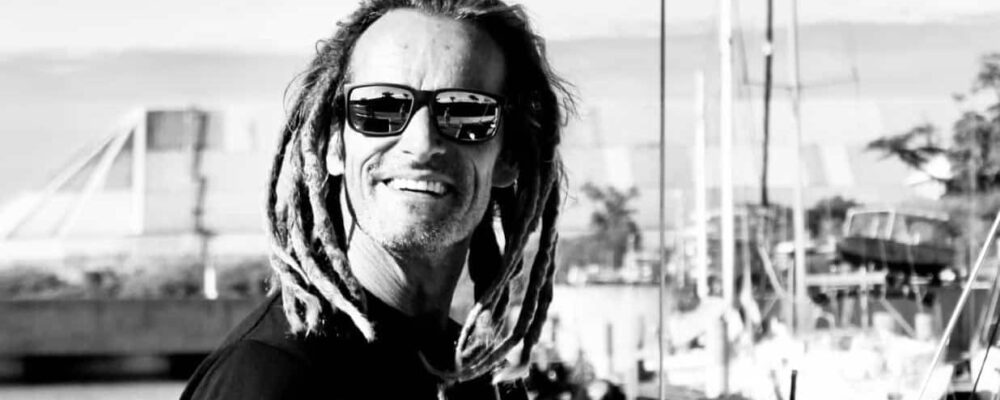 Maxime Boursier sur les quais du Port Ouest de la Réunion.