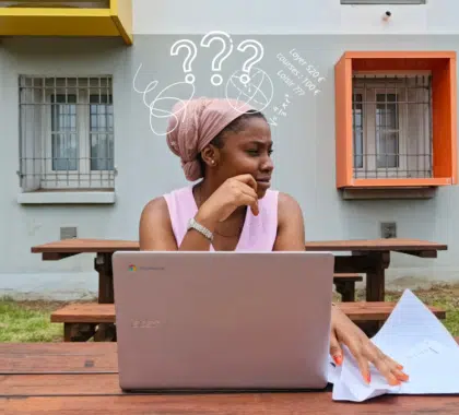 Rahizane Assani, témoigne des difficultés à gérer son budget mensuel. Image illustrée