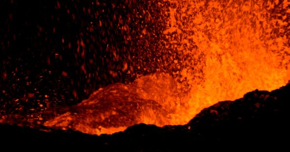 éruption du volcan piton de la Fournaise du 18 janvier 2026 © Franck Cellier