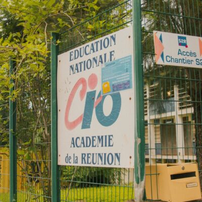 Entrée du CIO du Tampon.